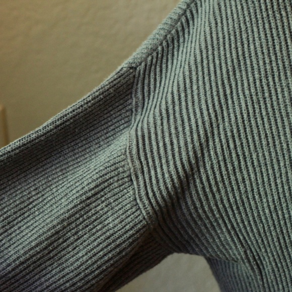 Magaschoni Small Open Front Cardigan Sweater Knit with Pockets in Powder Blue - Picture 3 of 5